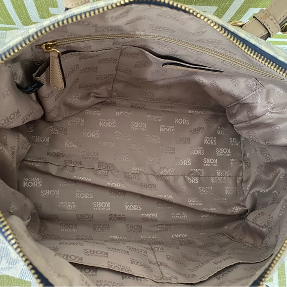 SOLD! 3 PC! Michael Kors Grayson Monogram Chain Satchel & Saffanio Zip Wallet - Picture 9 of 12